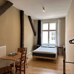 Hostal Apollo 56